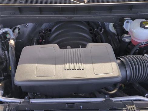 New 2025 Chevrolet Suburban Premier AWD/4WD image 16