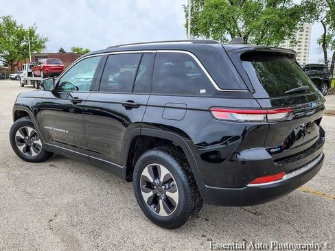Used 2022 Jeep Grand Cherokee Limited 4xe AWD/4WD image 9