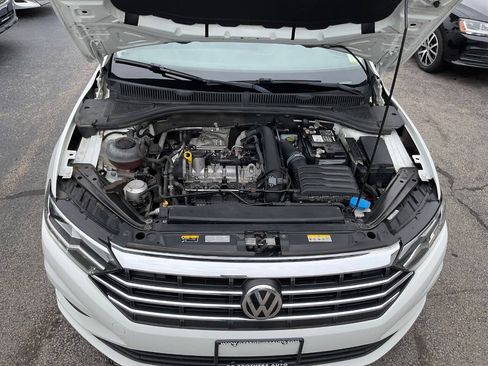 Used 2019 Volkswagen Jetta SE FWD image 26