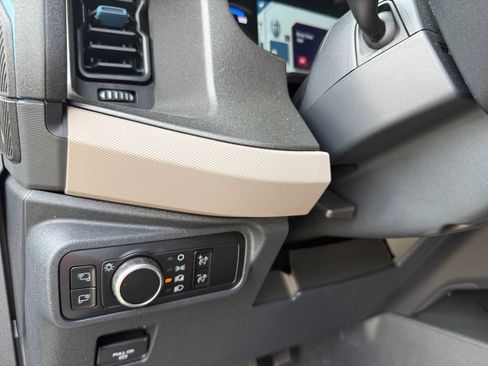 Used 2024 Ford Bronco Wildtrak AWD/4WD image 18