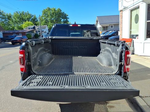 Used 2019 RAM 1500 Laramie AWD/4WD image 20