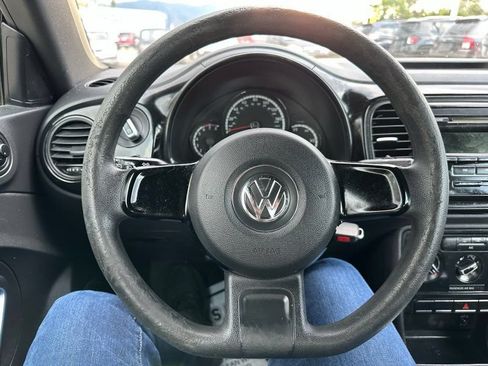 Used 2013 Volkswagen Beetle 2.5 FWD image 12