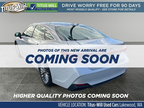 Used 2022 Toyota Avalon Limited w/ Advanced Safety Package image 3