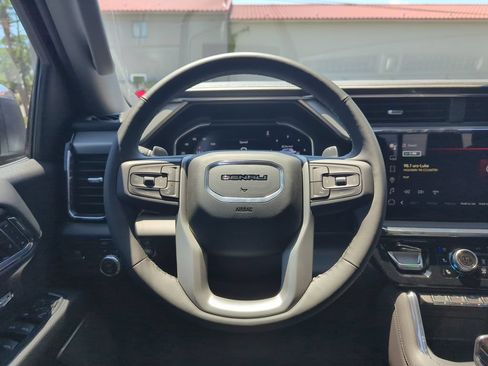 New 2026 GMC Sierra 1500 Denali w/ Denali Reserve Package AWD/4WD image 16