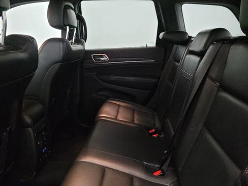 Used 2017 Jeep Grand Cherokee Limited AWD/4WD image 18