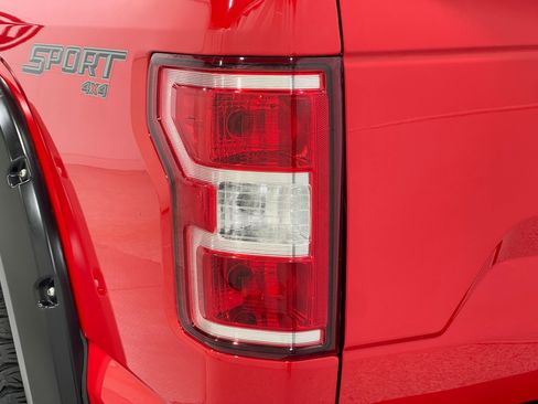 Used 2018 Ford F150 XLT w/ Equipment Group 302A Luxury AWD/4WD image 32