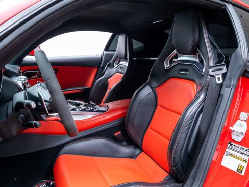 Used 2017 Mercedes-Benz AMG GT S w/ Exclusive Interior Package image 26