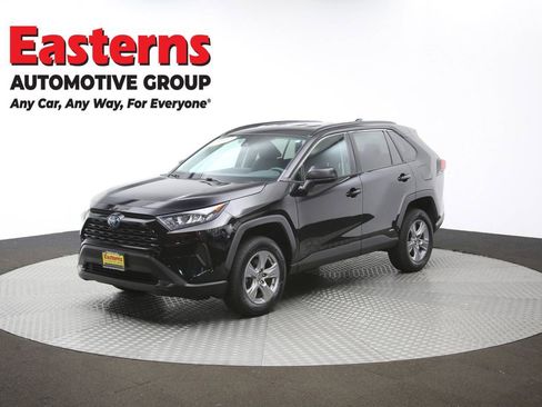 Used 2022 Toyota RAV4 LE AWD/4WD image 55