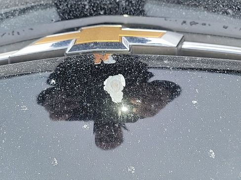 Used 2018 Chevrolet Trax LS w/ LPO, Cargo Package image 12