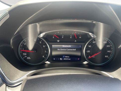 Used 2020 Chevrolet Equinox Premier FWD image 2
