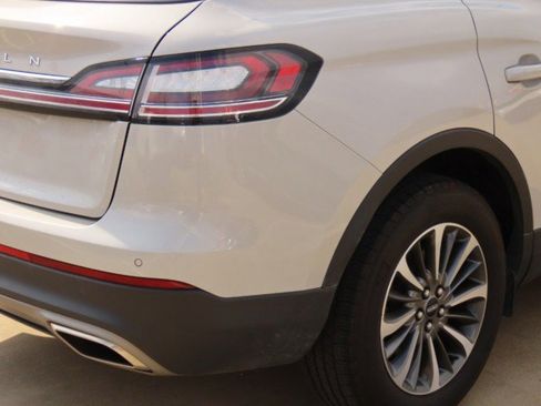 Certified 2023 Lincoln Nautilus FWD w/ Premium Package image 10