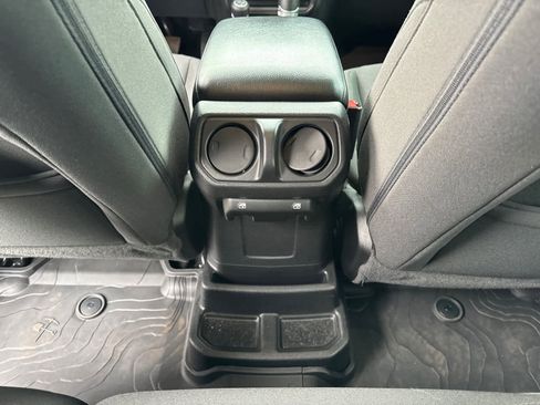 Used 2023 Jeep Wrangler Unlimited w/ Cold Weather Group image 31