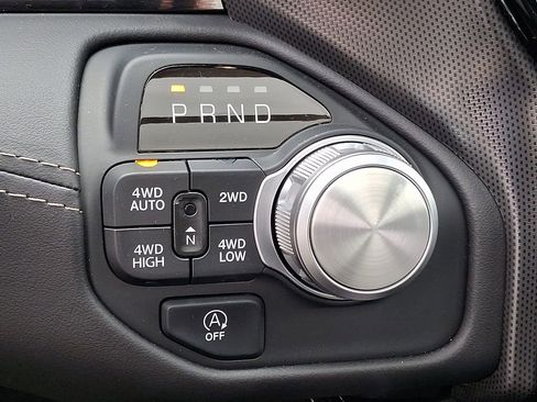 New 2025 RAM 1500 Limited AWD/4WD image 12
