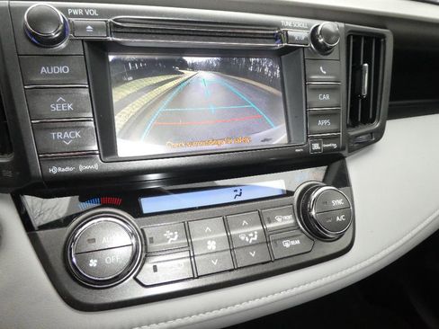 Used 2013 Toyota RAV4 Limited image 13