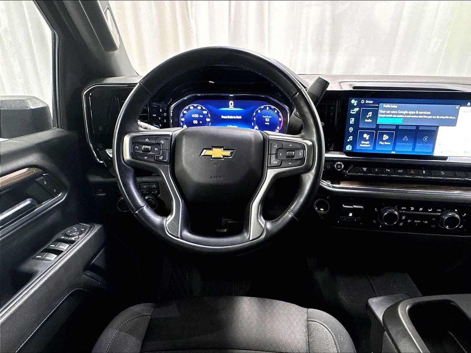 Used 2024 Chevrolet Silverado 2500 LT AWD/4WD image 15
