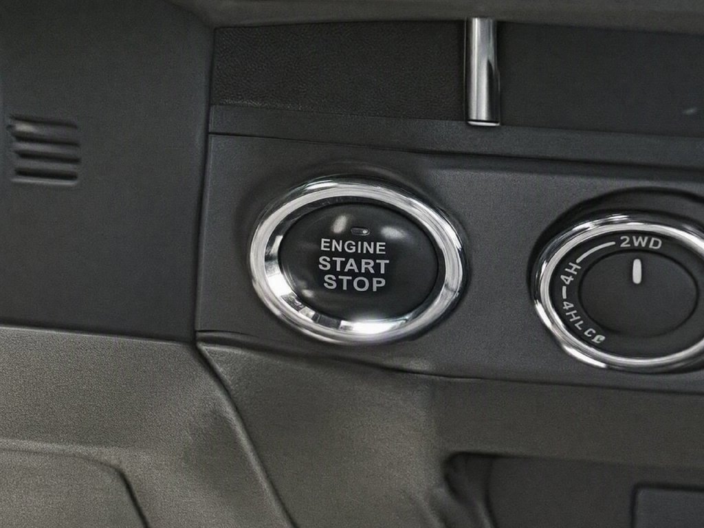 Used 2017 Toyota Tacoma TRD Off-Road AWD/4WD image 23