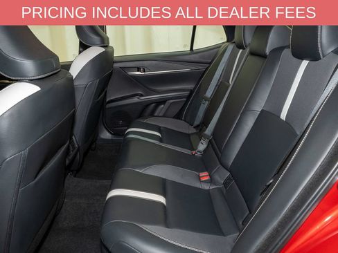 Used 2025 Toyota Camry SE FWD image 8