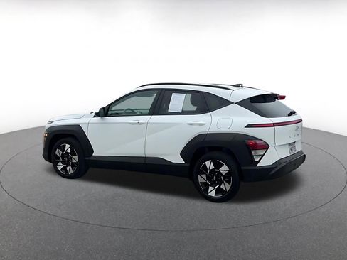Used 2025 Hyundai Kona SEL image 11