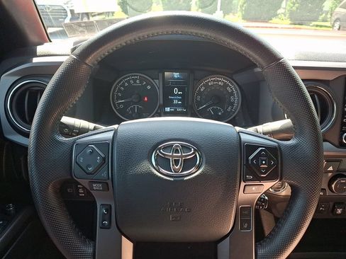 Certified 2023 Toyota Tacoma TRD Sport w/ Technology Package AWD/4WD image 18
