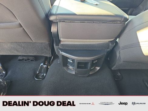 Used 2024 RAM 2500 Big Horn image 25