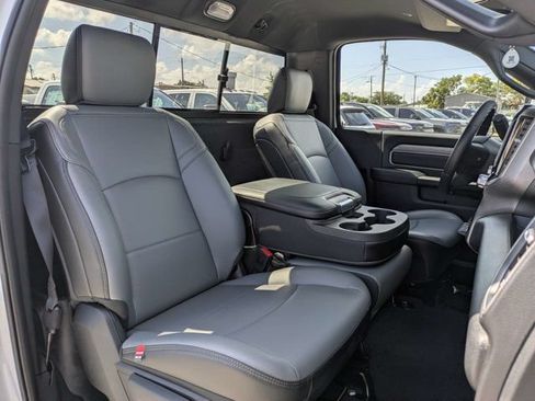New 2026 RAM 2500 Tradesman AWD/4WD image 15