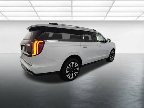 New 2025 Ford Expedition Max Platinum w/ Driver's Package image 10