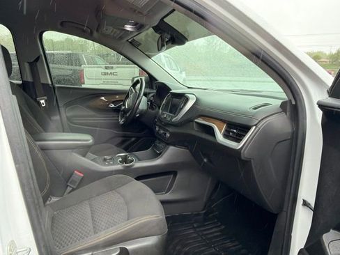 Used 2020 GMC Terrain SLE w/ Driver Convenience Package AWD/4WD image 10