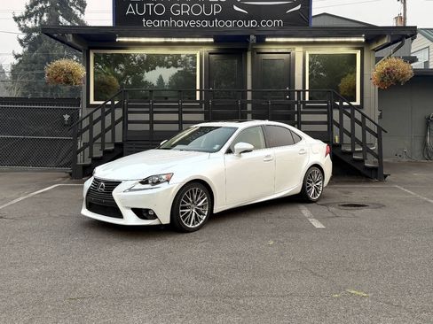 Used 2016 Lexus IS 200t w/ Premium Package RWD image 2