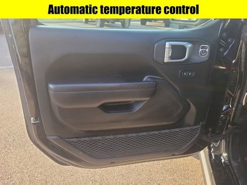 Certified 2023 Jeep Gladiator Mojave w/ Trailer Tow Package image 18