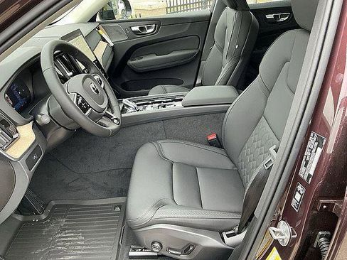New 2026 Volvo XC60 B5 Plus w/ Protection Package Premier AWD/4WD image 14