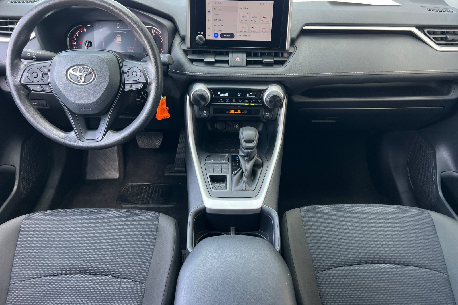 Certified 2025 Toyota RAV4 LE AWD/4WD image 13