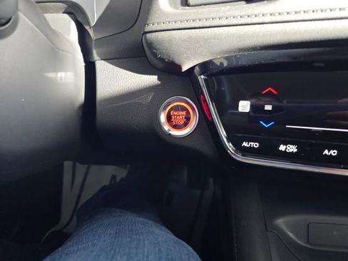 Used 2019 Honda HR-V EX image 23