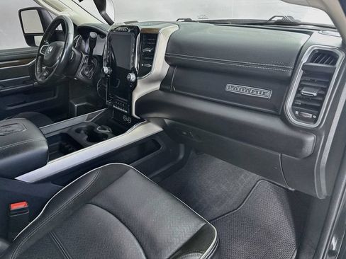 Used 2023 RAM 5500 Laramie AWD/4WD image 30