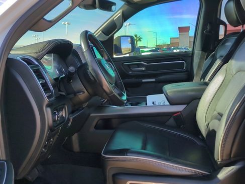 Used 2021 RAM 1500 Laramie w/ Sport Appearance Package image 15
