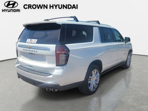Used 2021 Chevrolet Suburban High Country w/ Premium Package image 4