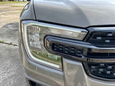 Used 2025 Ford Ranger XLT w/ Equipment Group 301A High RWD image 9