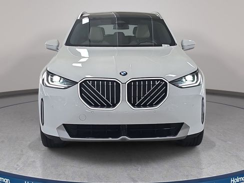 Used 2026 BMW X3 xDrive30 w/ Convenience Package AWD/4WD image 3