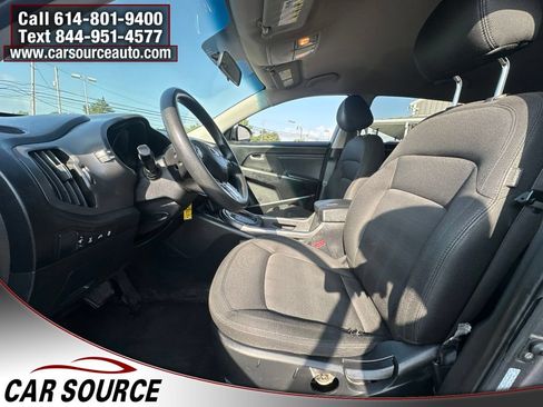 Used 2013 Kia Sportage LX AWD/4WD image 9