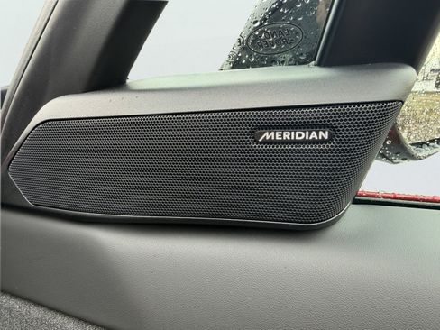 Used 2024 Land Rover Range Rover Sport SE image 29