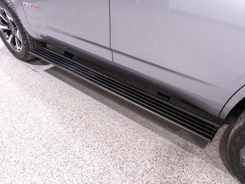 Used 2025 GMC Yukon AT4 Ultimate w/ LPO, Floor Liner Package AWD/4WD image 11