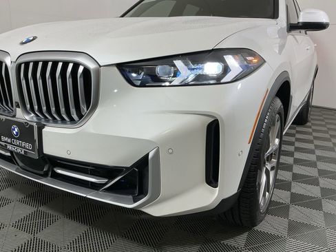 Certified 2024 BMW X5 sDrive40i w/ Premium Package image 9