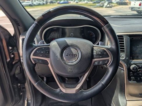 Used 2014 Jeep Grand Cherokee Overland w/ Advanced Technology Group image 11