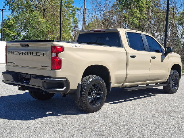 Used 2022 Chevrolet Silverado 1500 Custom Trail Boss w/ LPO, Dark Essentials Package AWD/4WD image 9