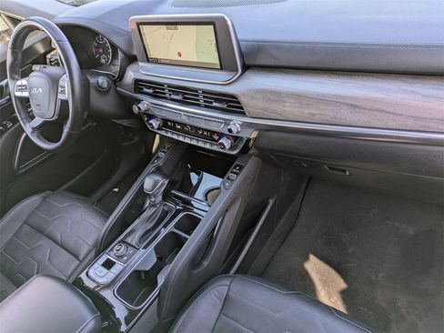 Used 2022 Kia Telluride SX w/ SX Prestige Package image 39