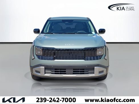 New 2027 Kia Seltos S FWD image 2