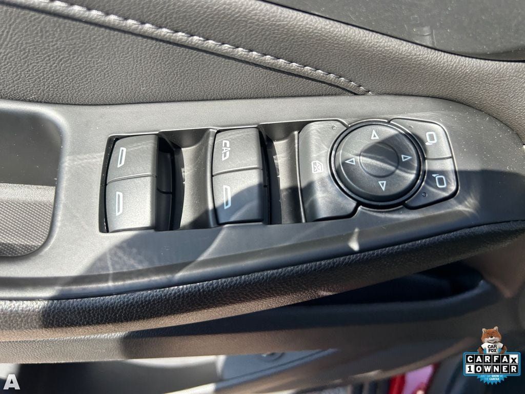 Used 2023 Chevrolet Traverse LT AWD/4WD image 21