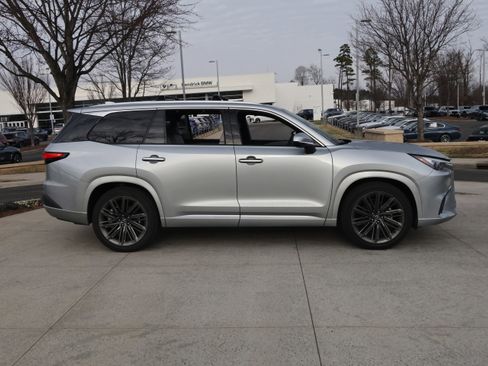 Used 2026 Lexus TX 350 350 Luxury image 10