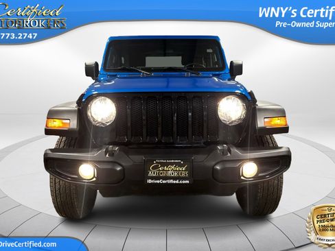 Used 2022 Jeep Wrangler Willys image 2