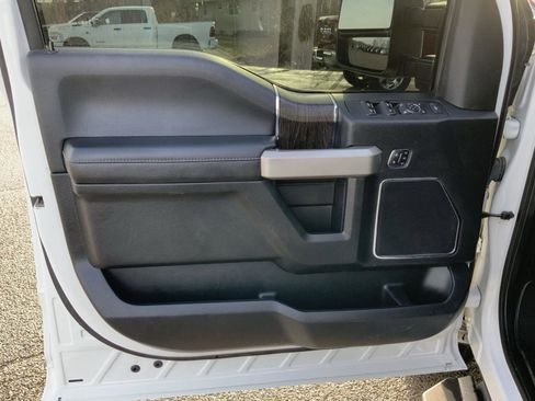 Used 2021 Ford F250 Lariat w/ Lariat Ultimate Package image 27