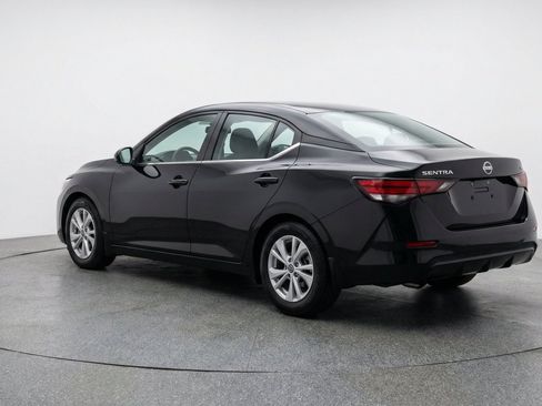 Used 2025 Nissan Sentra S FWD image 6